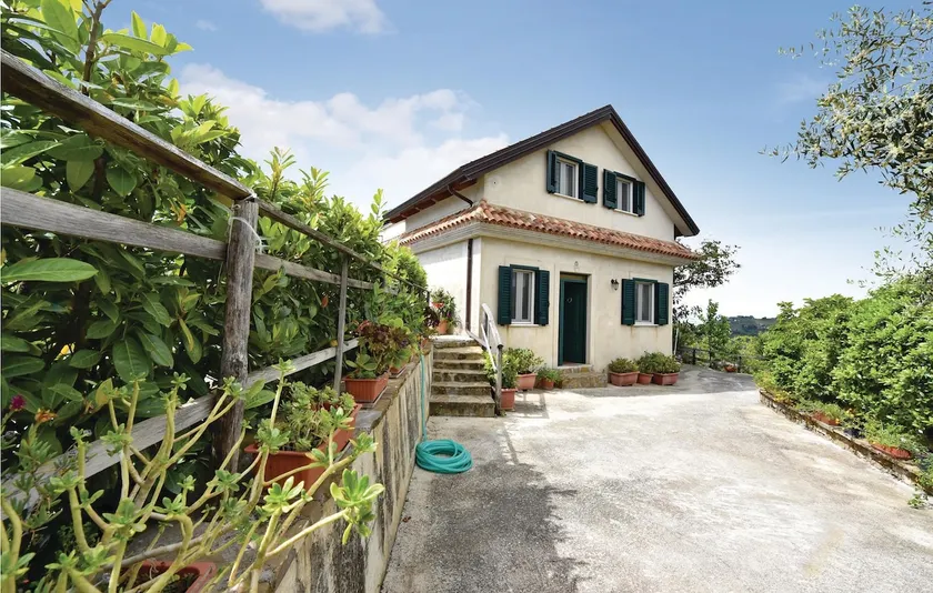 Casa Antonia - Image 1