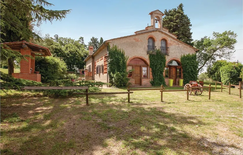 La Tana - Image 1