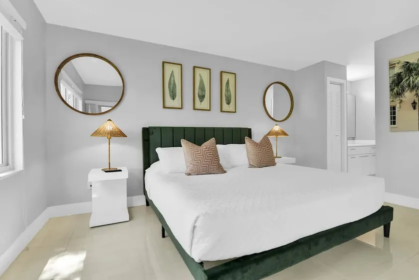 340A - Boca Raton Villa Modern Comfort & Style - Image 1