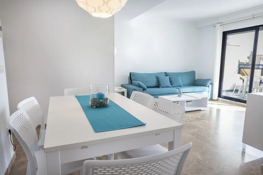 Bel appartement familial près de la plage. Piscine / Wifi - Location réservée familles - Image 1