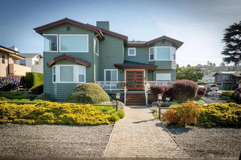 Casa De La Mar - Spring Special - Image 1