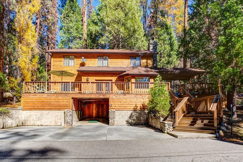 7 Cedar Lodge - Image 1