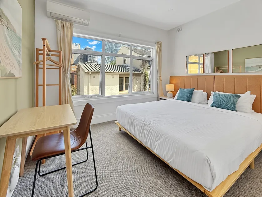 Parkside 1 bedroom home, Whisper quiet - Image 1