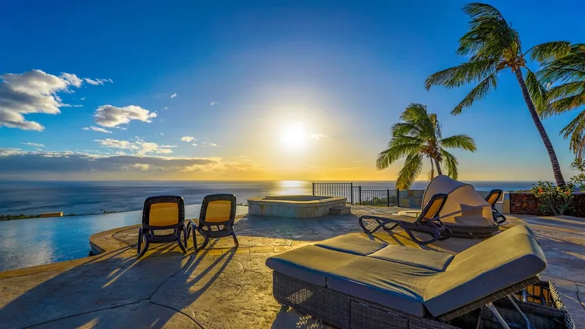 Hale Laule'a privatliv, pool, panoramautsikt över havet - Image 1