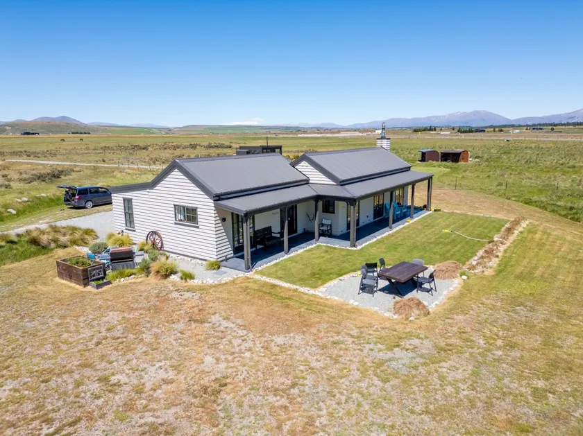 Galaxy Views · Pedalfish Cottages: Galaxy Views FREE WIFI - Image 1