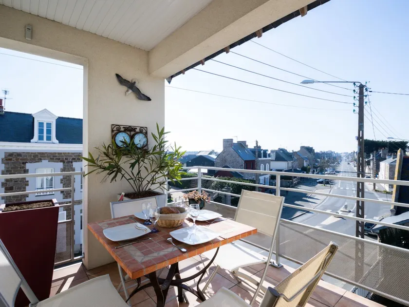 Apartment Clos Schuman by Interhome - Image 1