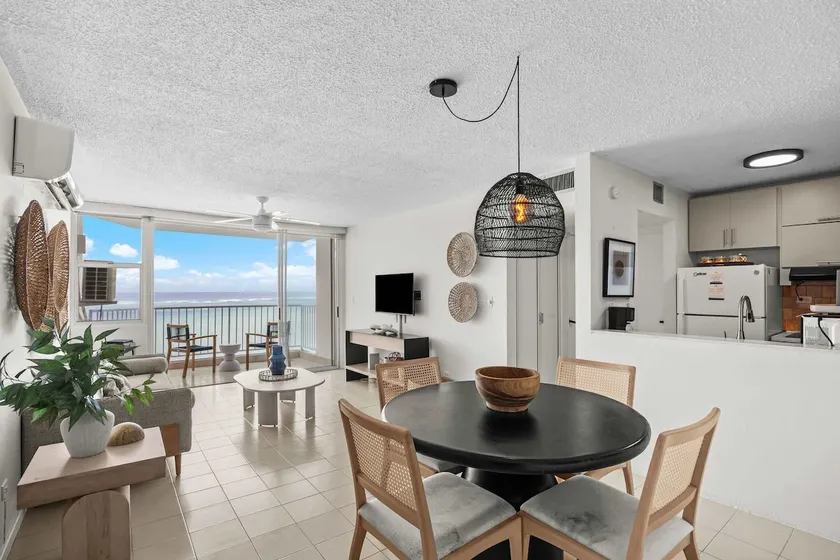 Aguasalá | Breathtaking Beach Views & Pool Access - Image 1
