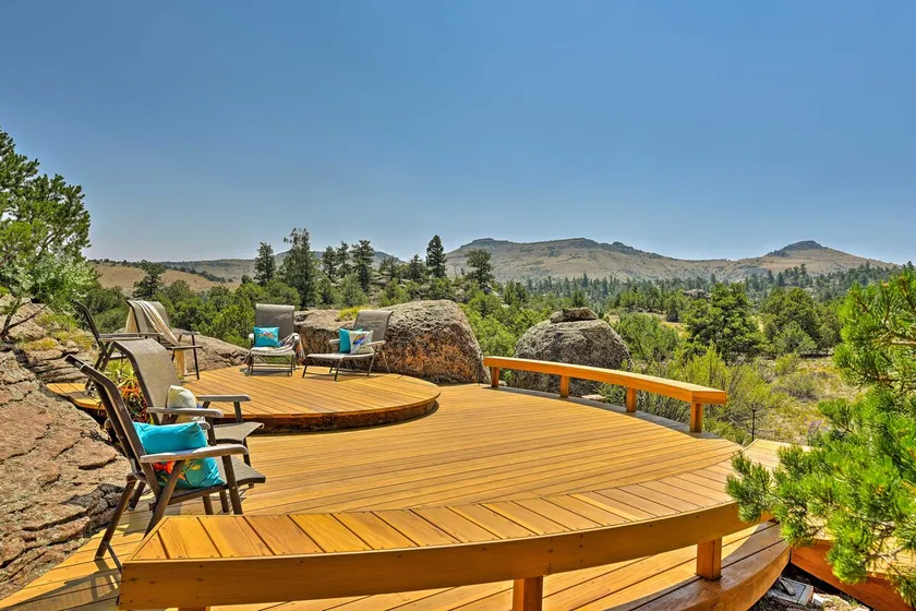 Family-Friendly Del Norte Home w/ Stunning Views! - Image 1