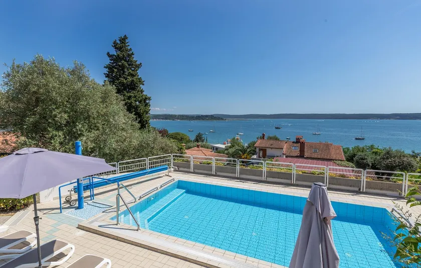 Awesome apartment in Portoroz with house sea view - Image 1