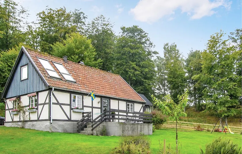 Awesome Home In Östra Sönnarslöv - Image 1