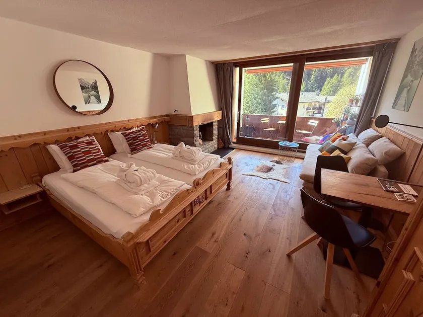 Modern LAAX apt, Swimming Pools, Wellness & Tennis - Image 1