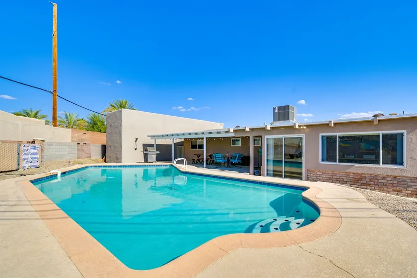 1 Mi to Town: Lake Havasu Home w/ Heated Pool - Image 1