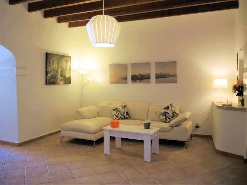 Casa Campet - Image 1