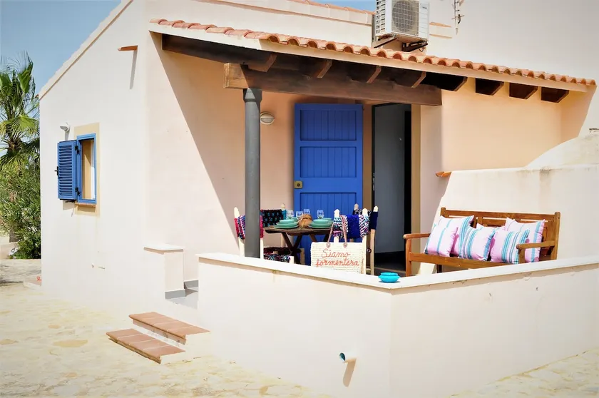 We are Alessandra (2) House for 2 in Sant Francesc - Image 1