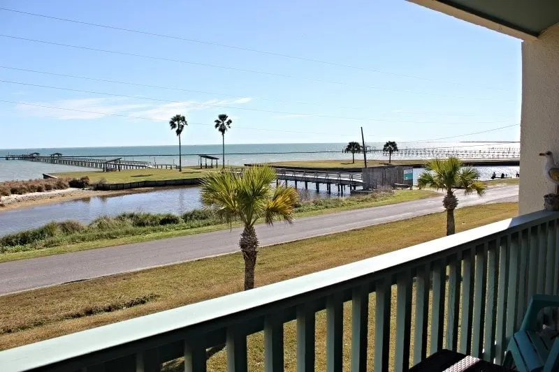 Golden Gull | Million Dollar Views & Bay Breezes - Image 1