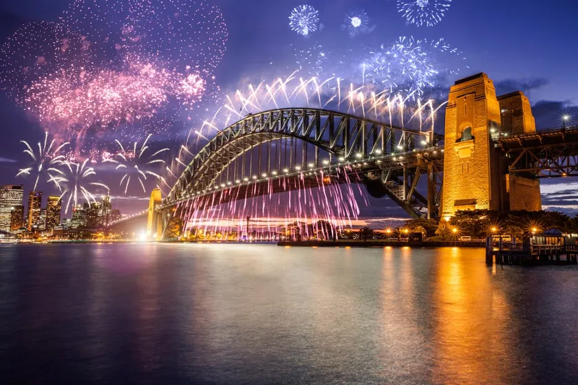 Breathtaking Sydney Harbour view condo - Image 1