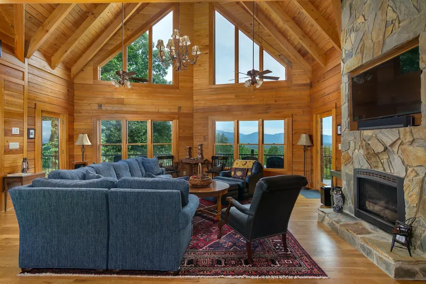 Grandview Lodge | Mountain Cabin with Hot Tub! - Image 1