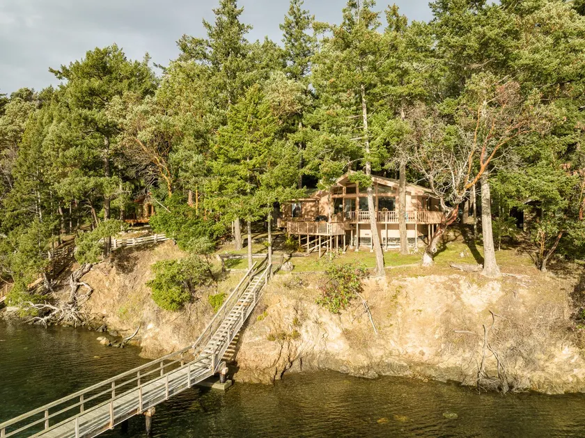 San Juan Island, Neil Bay #800 - Image 1