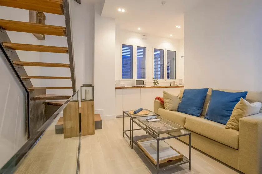 Skyline Triplex - Deux Chambres Appartement, Couchages 4 - Image 1