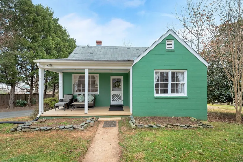 Hyggelig Downtown Crozet Cottage | Gå til alt | Pet-Friendly - Image 1