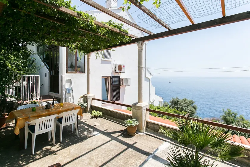 Apartment Gigi - Apartamento de dos habitaciones con terraza y vistas al mar - Image 1