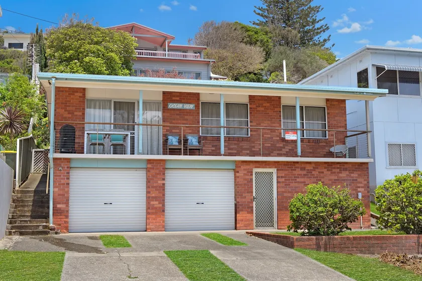 Oceanview, 6 Stewart Street - Image 1