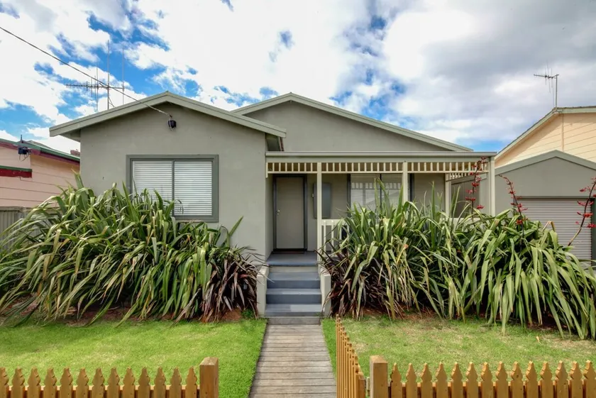 Reardon Place - Image 1