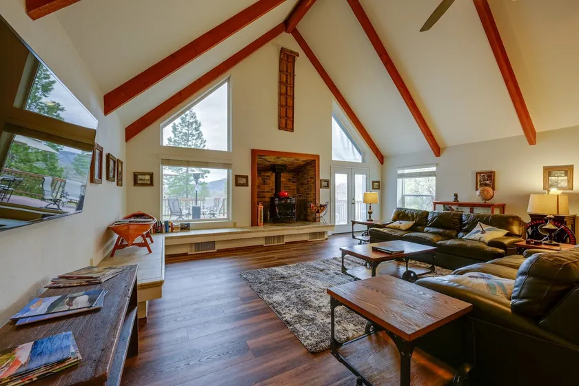 'Mudge Ranch Retreat' af Bass Lake m / Loft! - Image 1