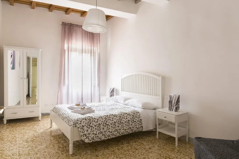 Art Apartment Navona Square - Image 1