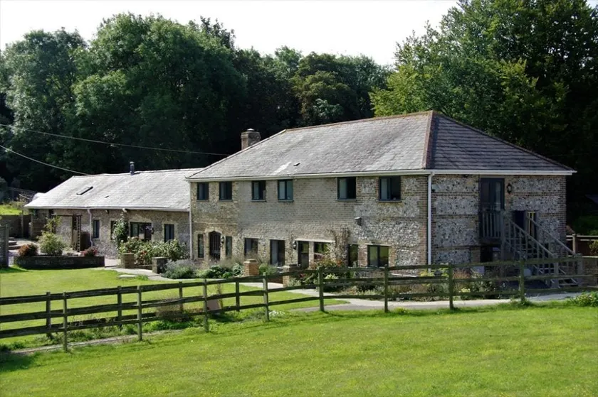 Bowden Lodge - Image 1