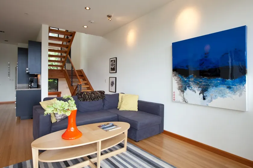 Modern Luxury 4BR Townhome w/ Gorge Views - Walk to Hood River Downtown - Image 1