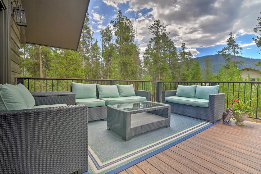 Accueil de luxe Grand Lake Central w / Huge Deck + Hot Tub - Image 1