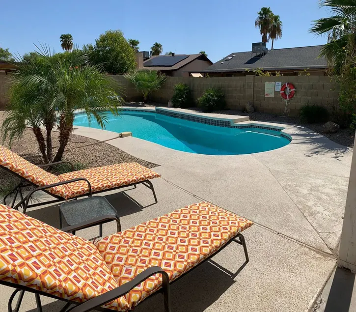 Gorgeous Vacation Home with FREE Heated Pool - Image 1