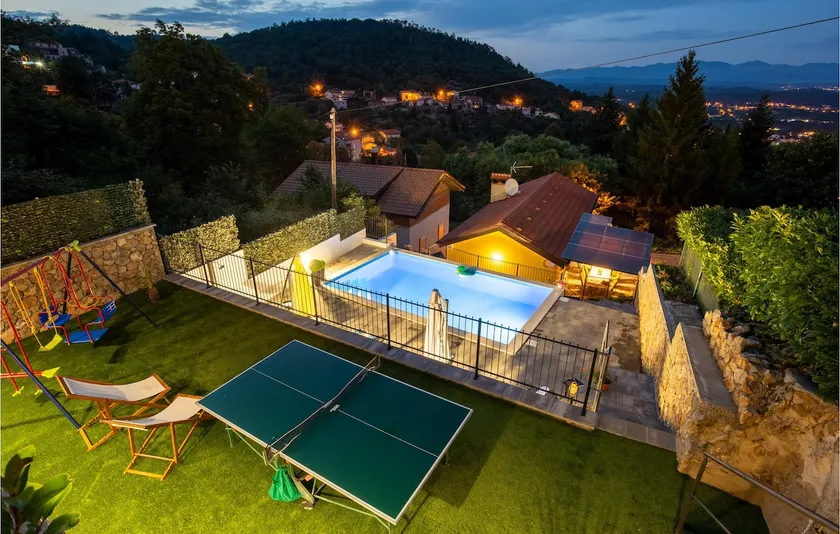 Nice home in Rukavac with sauna - Image 1