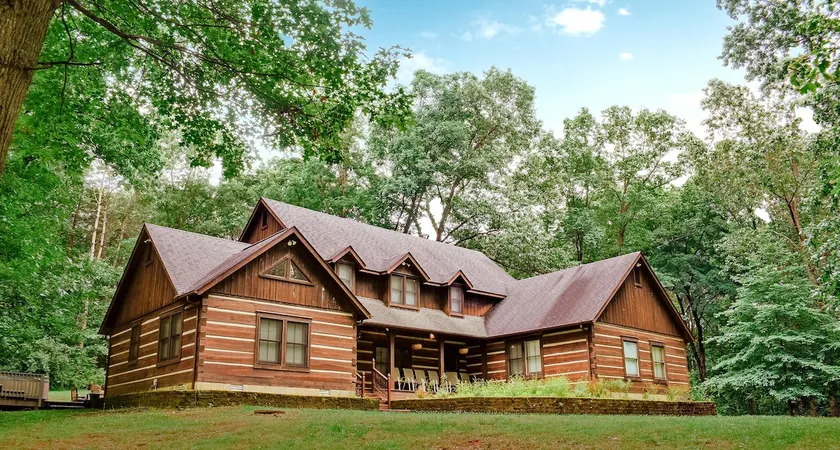 Grand Cabin - Image 1
