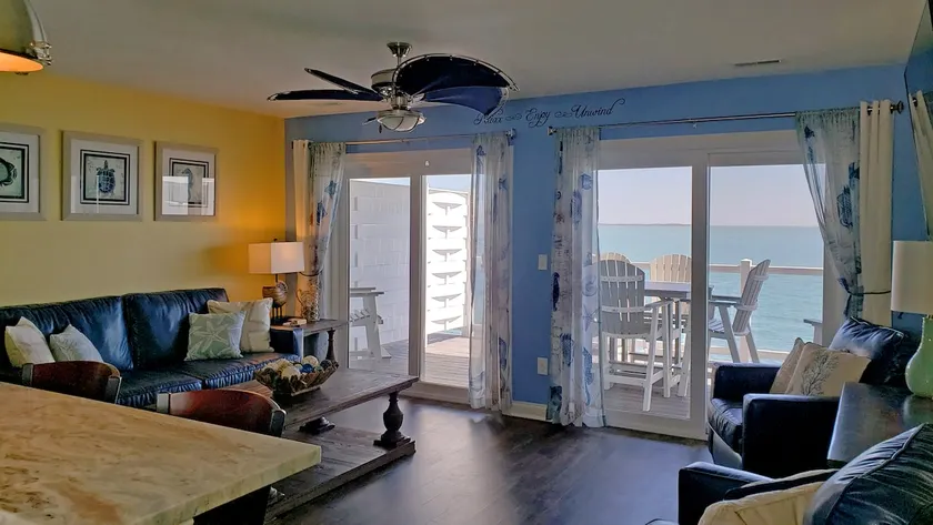 Brand New Condo Belle-Dans-Bay Waterfront - 4 chambres 3 BA - Image 1