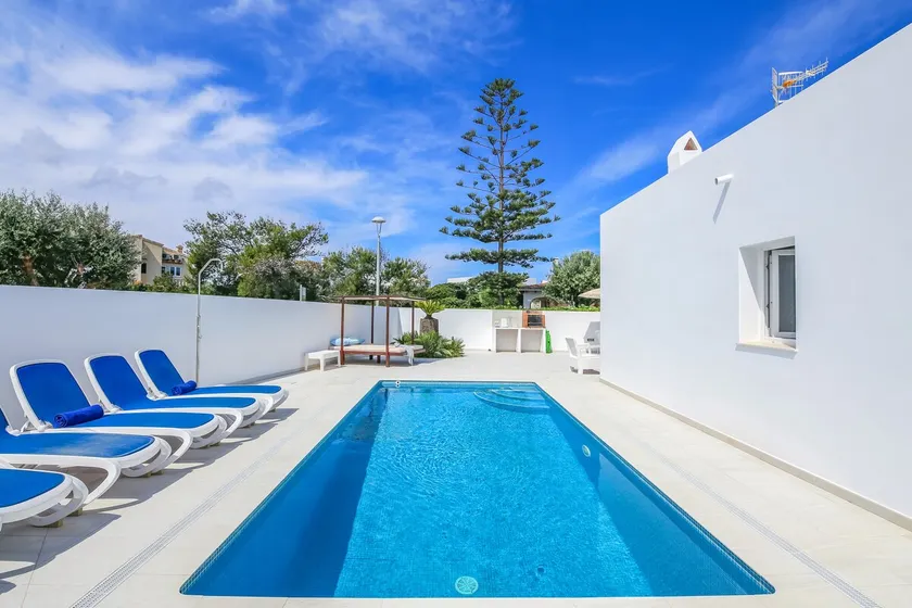 Villa Garasa - Image 1
