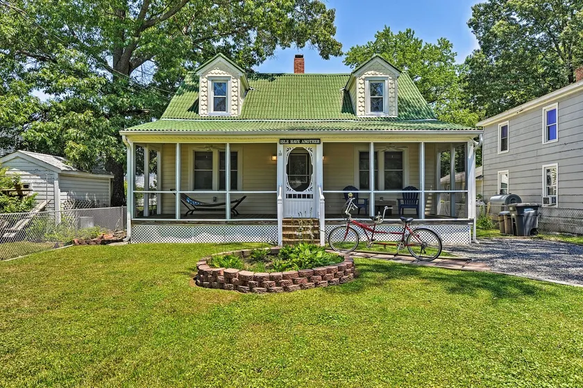 'Isle Have Another' - 1 Block to Colonial Beach! - Image 1