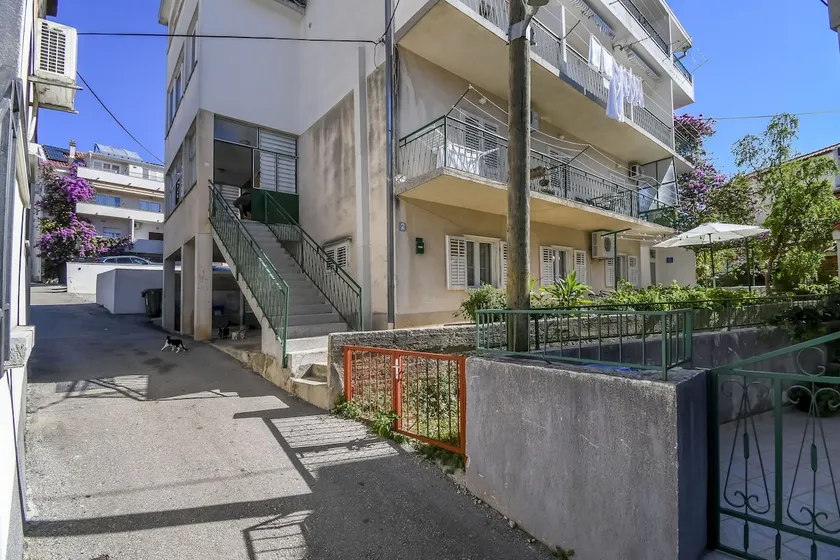 Apartment Željko A1 Makarska, Riviera Makarska - Image 1