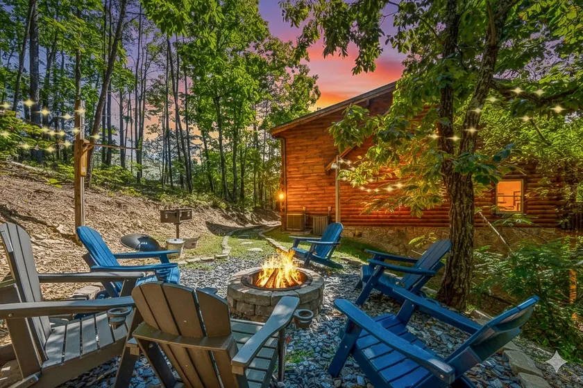 Cabina accogliente w / Private Hot Tub-3 Mi. a Pigeon Forge - Image 1