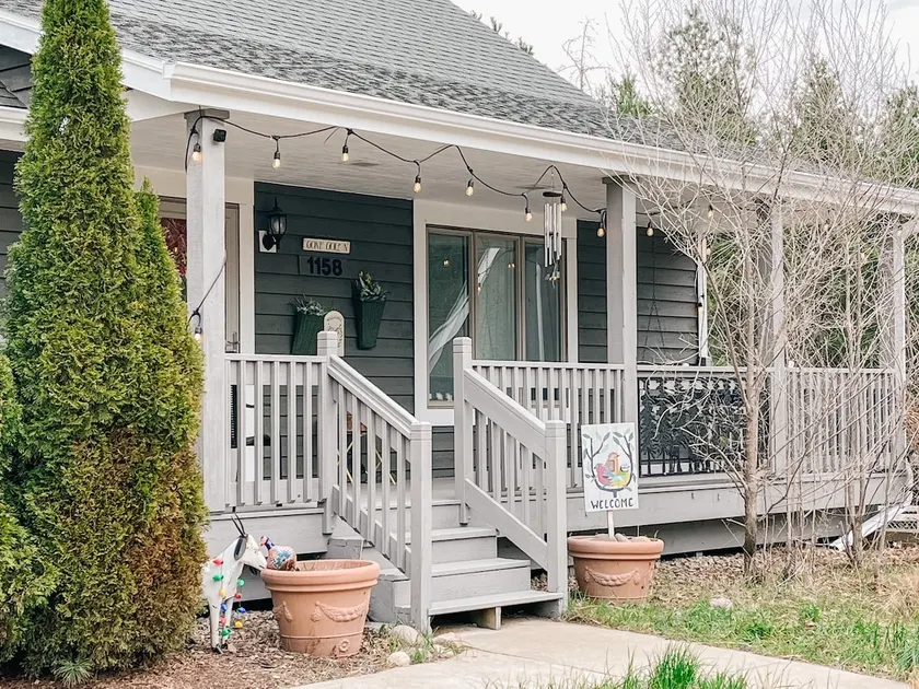 Eagle's Nest Guest House II - Less than 2 Miles to Sand Valley - 16 beds! - Image 1