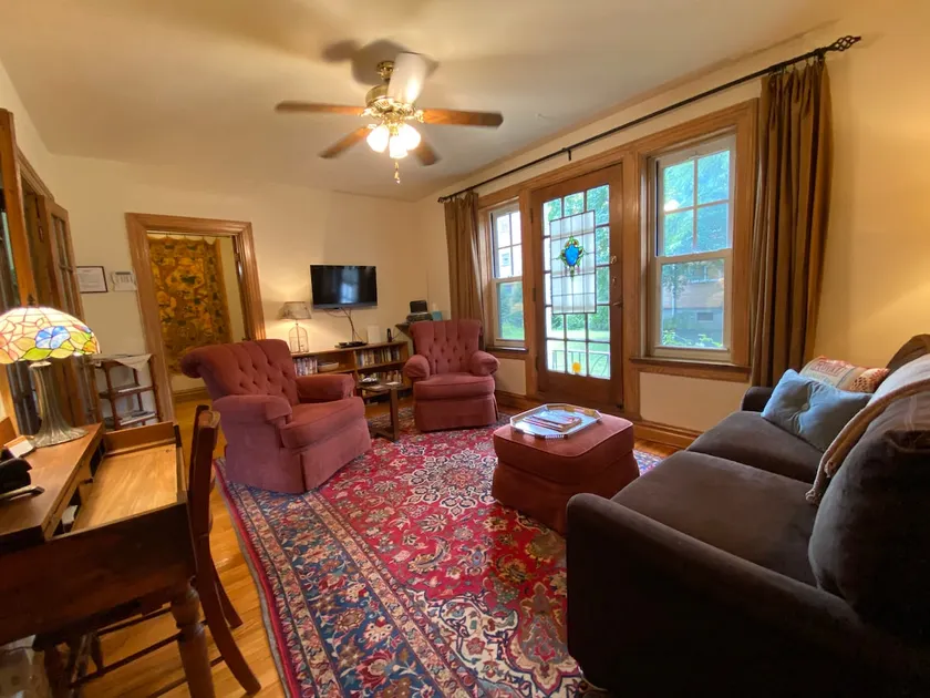 Shaw Guest Suite: Belle on Tower Grove Park - Image 1