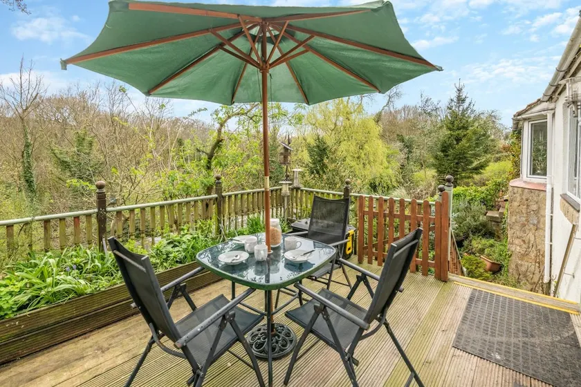 2 Bed in Whitby oc-w301 - Image 1