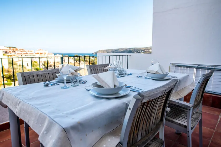 101.61.- Two bedrooms apartment with parking place - Image 1