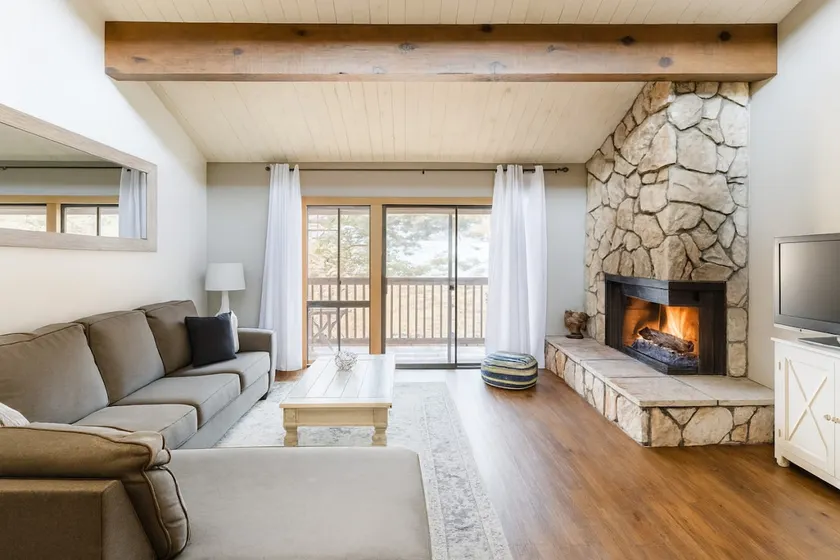 Ski-In/Ski-Out Remodeled Property at Snow Summit - Image 1