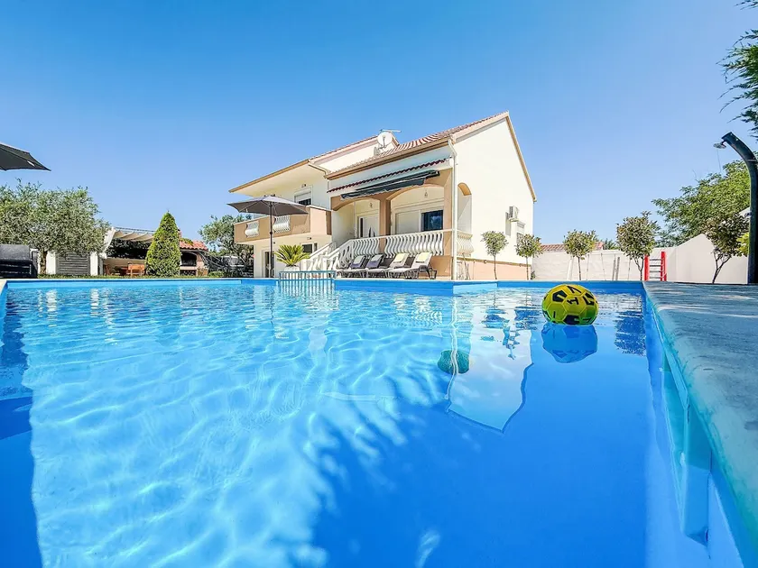 Holiday Home Tina & Tino by Interhome - Image 1