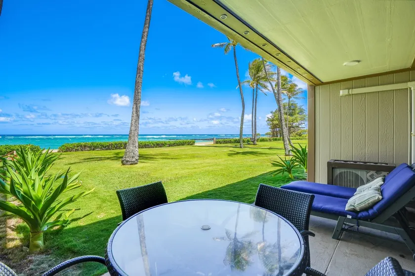 NY! PONO KAI B101, REMODELED, AC, BEACHFRONT, GÅ TIL BY, SUNRISE VIEWS - Image 1