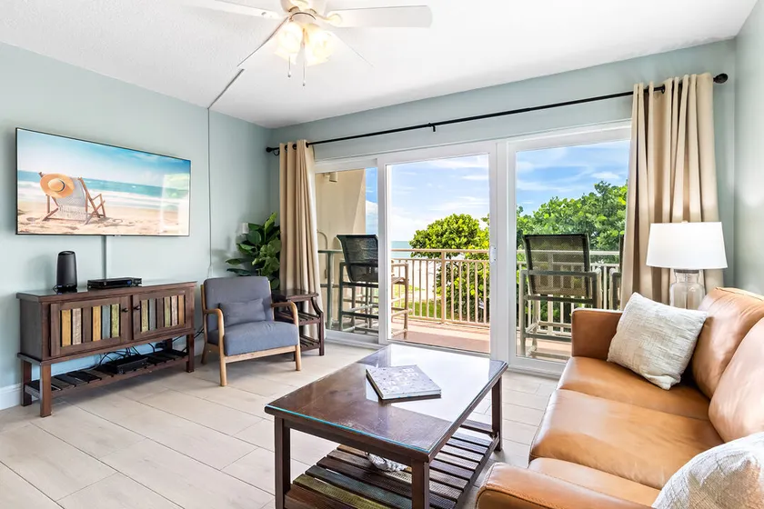 Perfect for Families - Oceanfront Ground Floor Condo w/ Large Heated Pool! 🏖️ - Image 1
