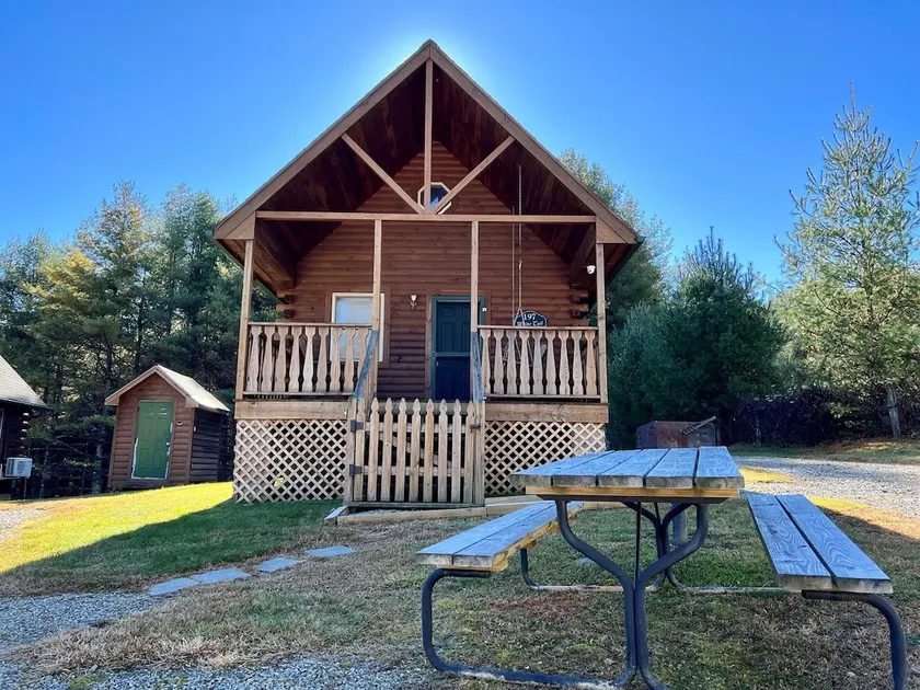 Whitetail- Firepit, Pet Friendly, Pond, Frpl, Wifi - Image 1