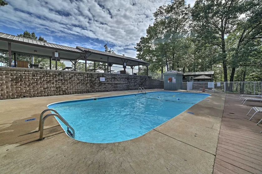 Branson Condo w/ Views: 2 Mi to Silver Dollar City - Image 1